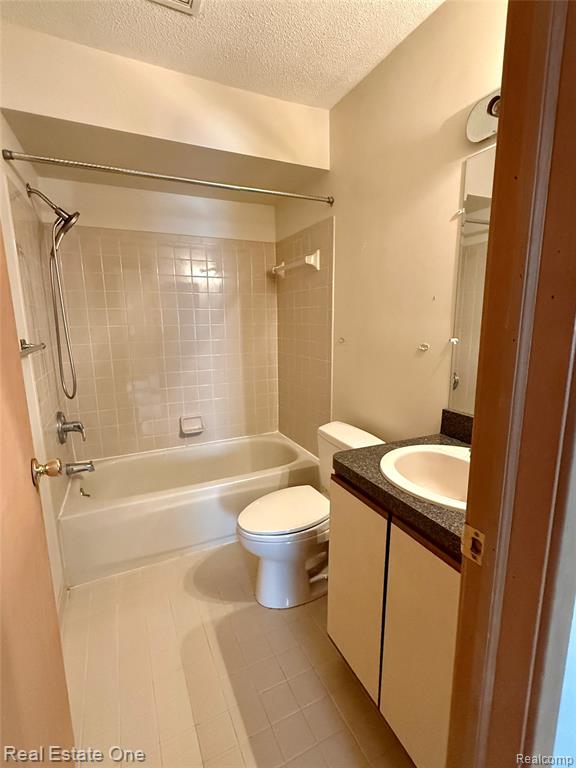 24060 Middlebelt Road Farmington, MI 48336 - Photo 7 of 14
