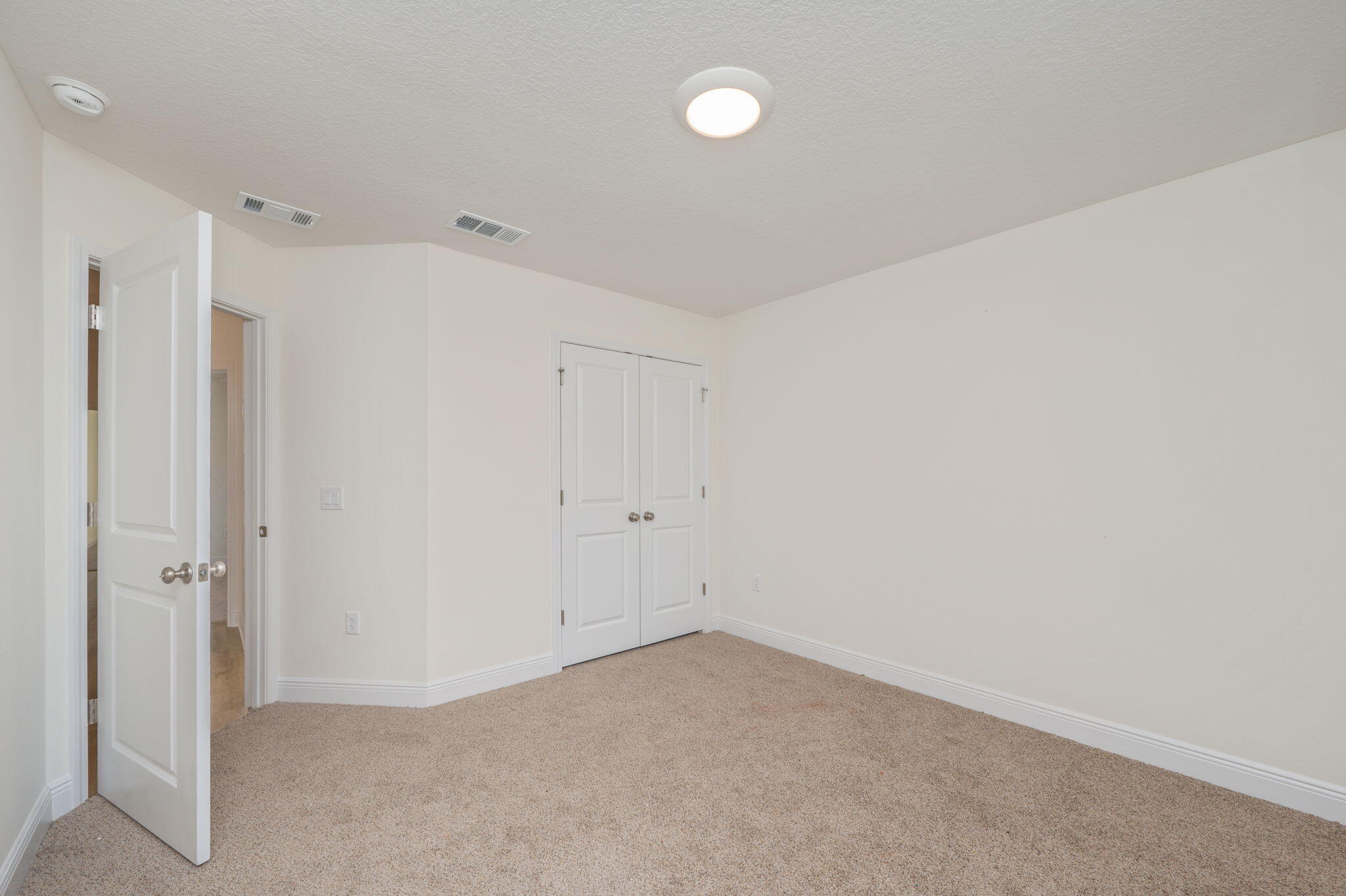 10152 American Farms Road Milton, FL 32583 - Photo 30 of 49 a view of an empty room