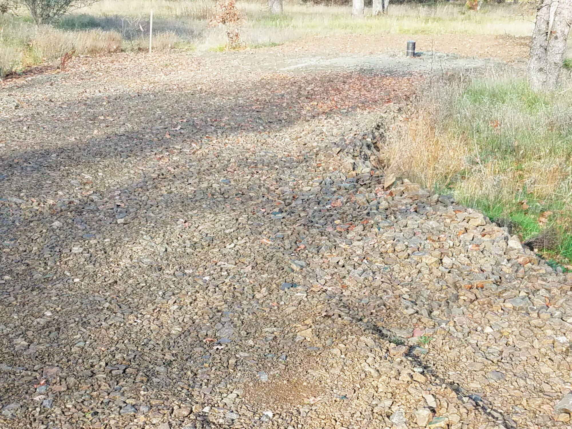 701 Road Eagle Point Eagle Point, OR 97524 - Photo 10 of 13 010 20211210_141321
