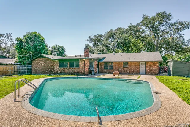 $347,000 | 513 Winfield Boulevard, Windcrest, TX 78239