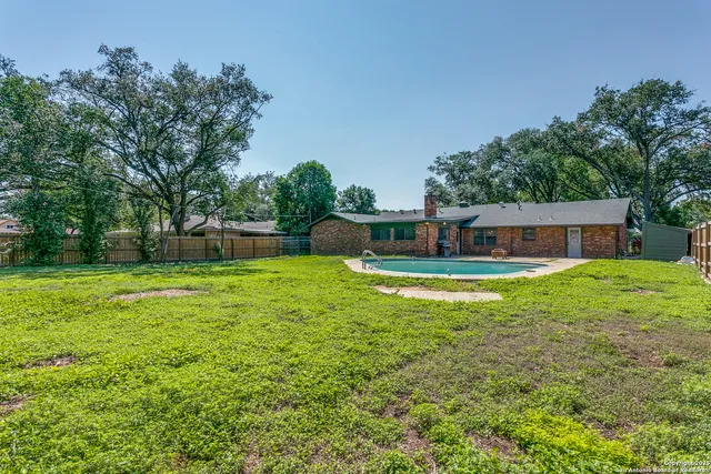 $347,000 | 513 Winfield Boulevard, Windcrest, TX 78239