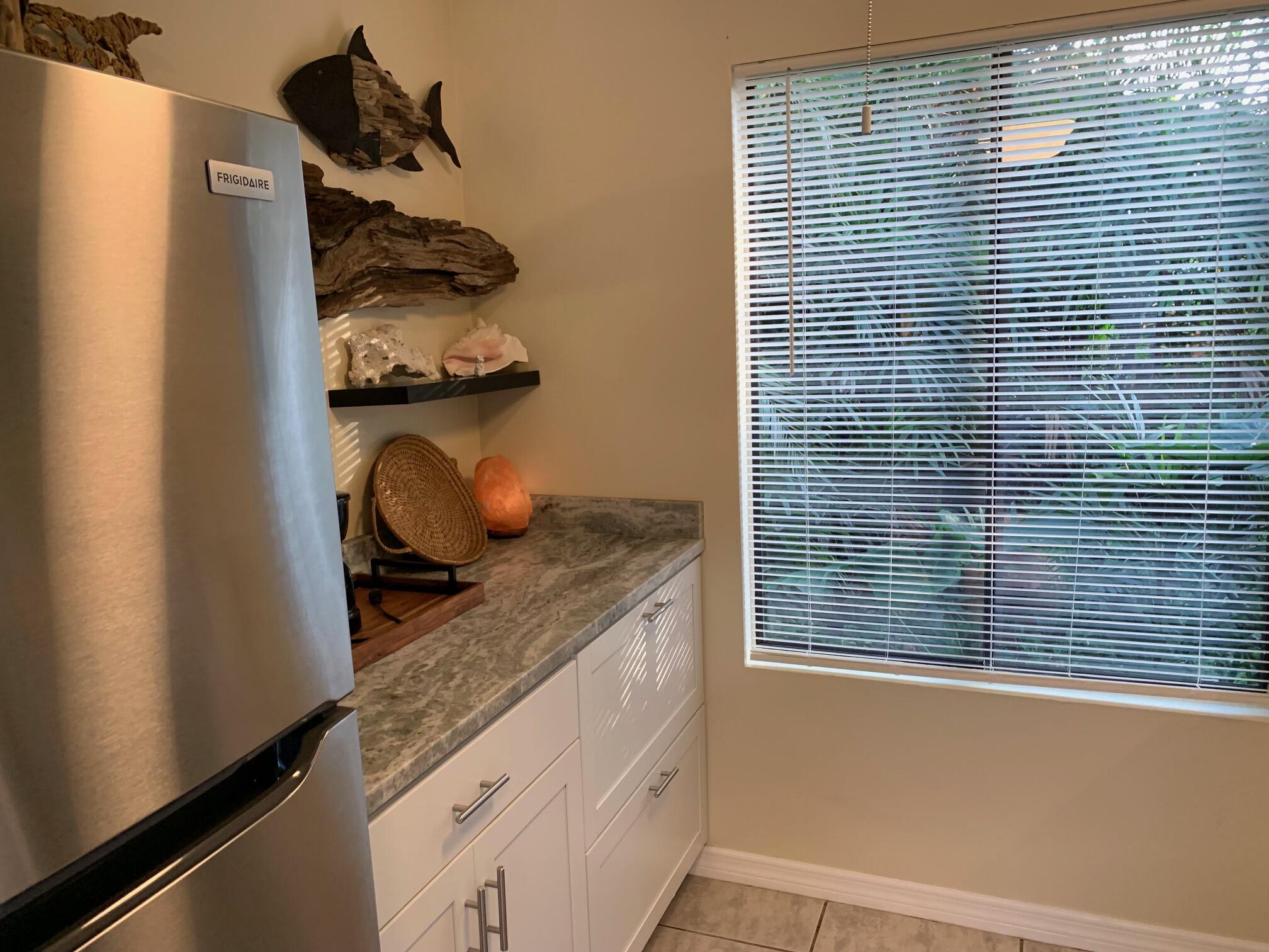 920 Mathis Street, Unit B Lake Worth, FL 33461 - Photo 11 of 21 MATHIS A