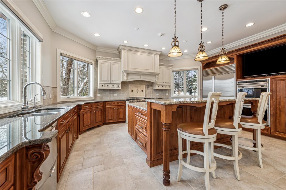 1 Rock Ridge Lane Barrington Hills, IL 60010 - Photo 22 of 88