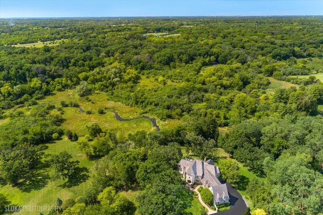 $2,495,000 | 1 Rock Ridge Lane, Barrington Hills, IL 60010