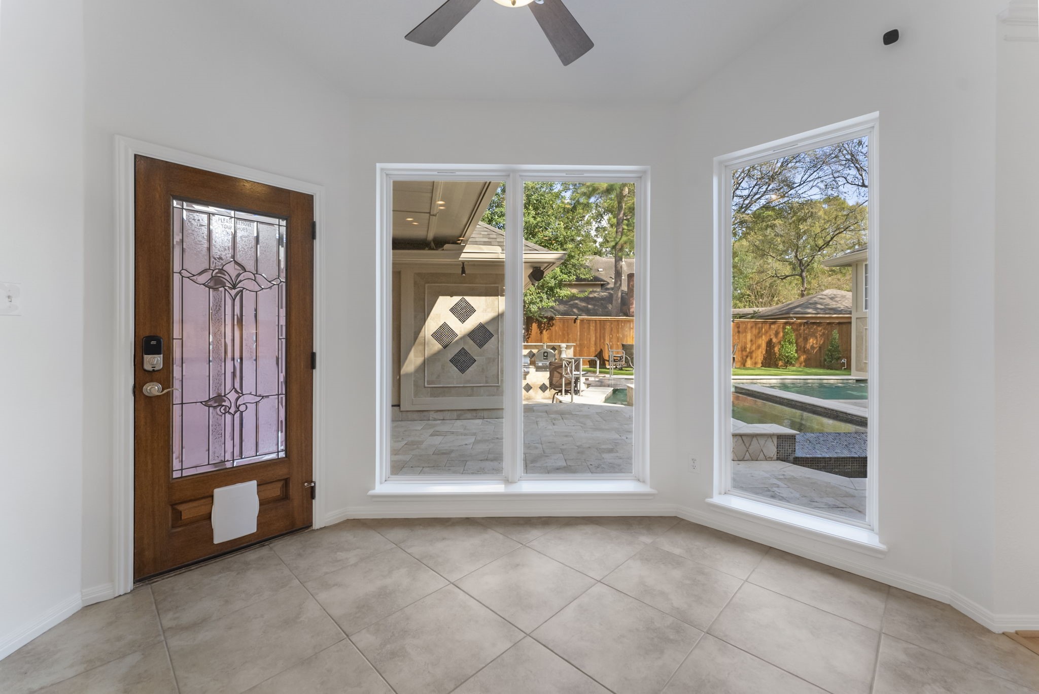 38 North Dragonwood Place Spring, TX 77381 - Photo 11 of 50 Breakfast nook.