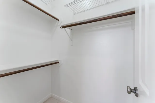 $799,000 | 38 North Dragonwood Place, Spring, TX 77381