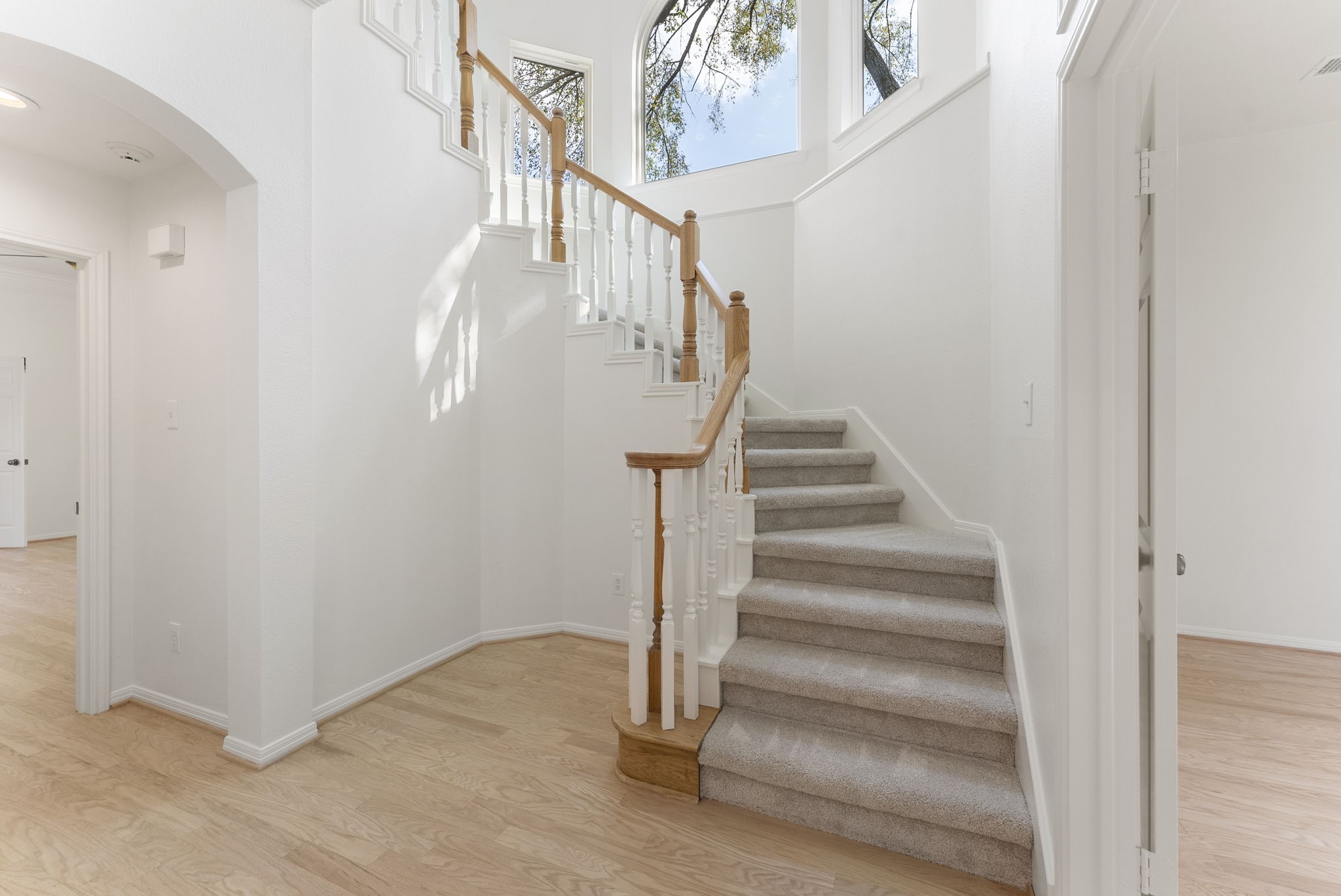 38 North Dragonwood Place Spring, TX 77381 - Photo 21 of 50 Let's check out the second floor!