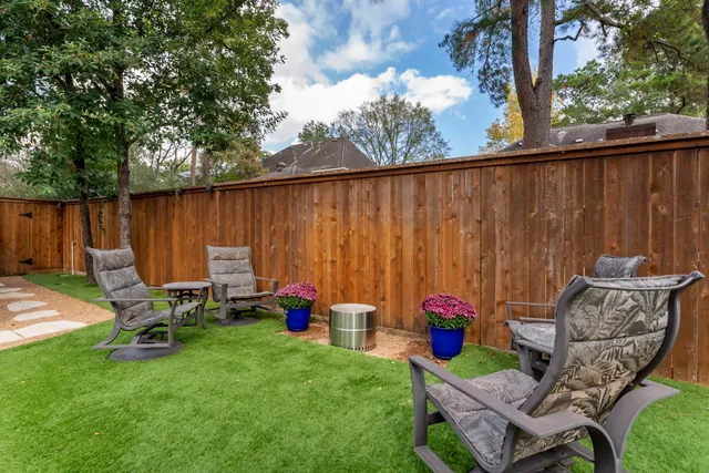 $799,000 | 38 North Dragonwood Place, Spring, TX 77381