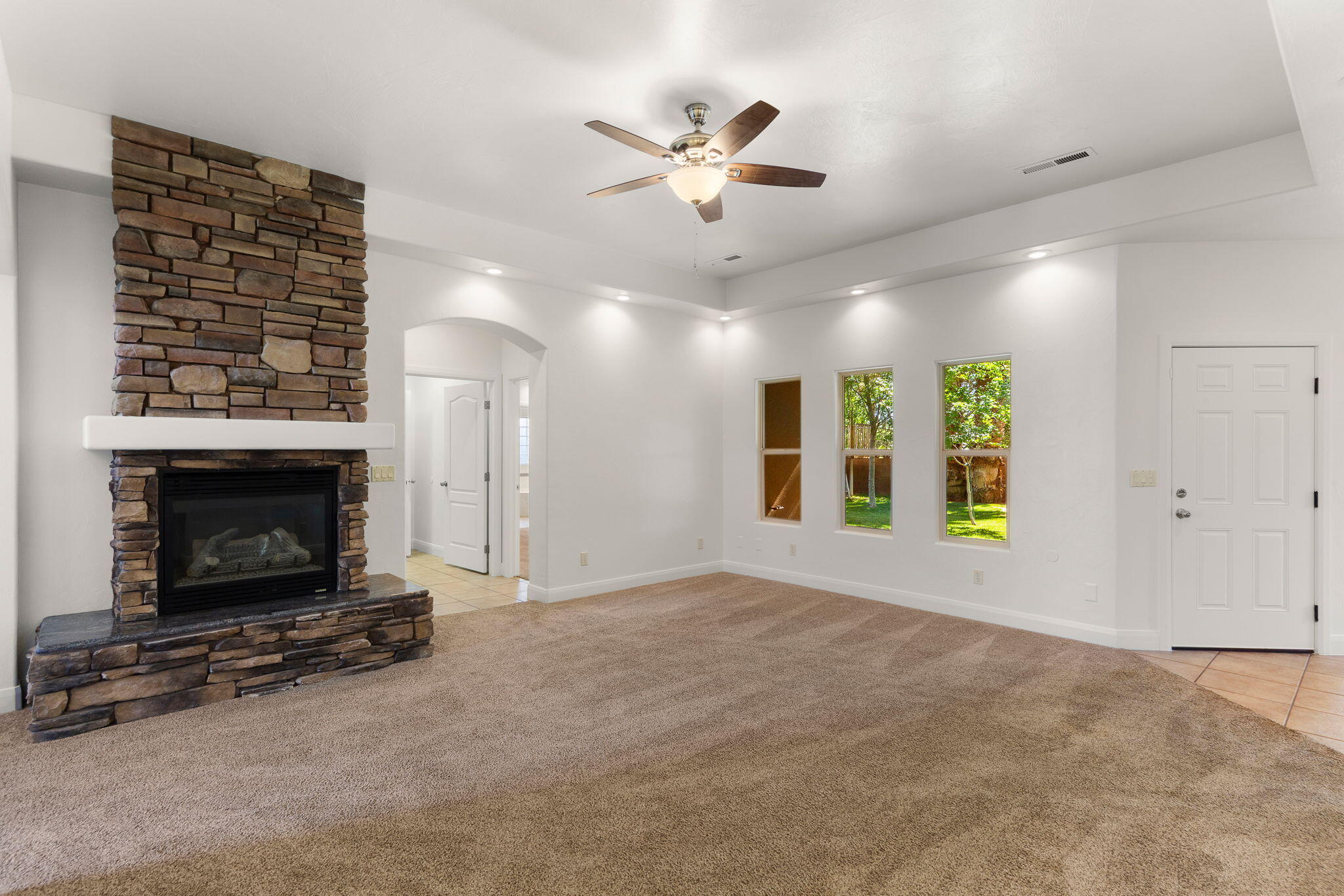 2177 Allison Row St. George, UT 84790 - Photo 7 of 32 23-web-or-mls-2177 Allison Row-42