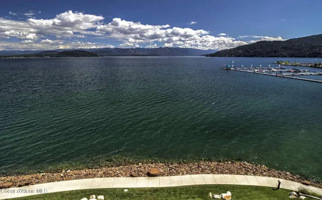 $4,190,000 | 802 Sandpoint Avenue, Unit 8202, Sandpoint, ID 83864