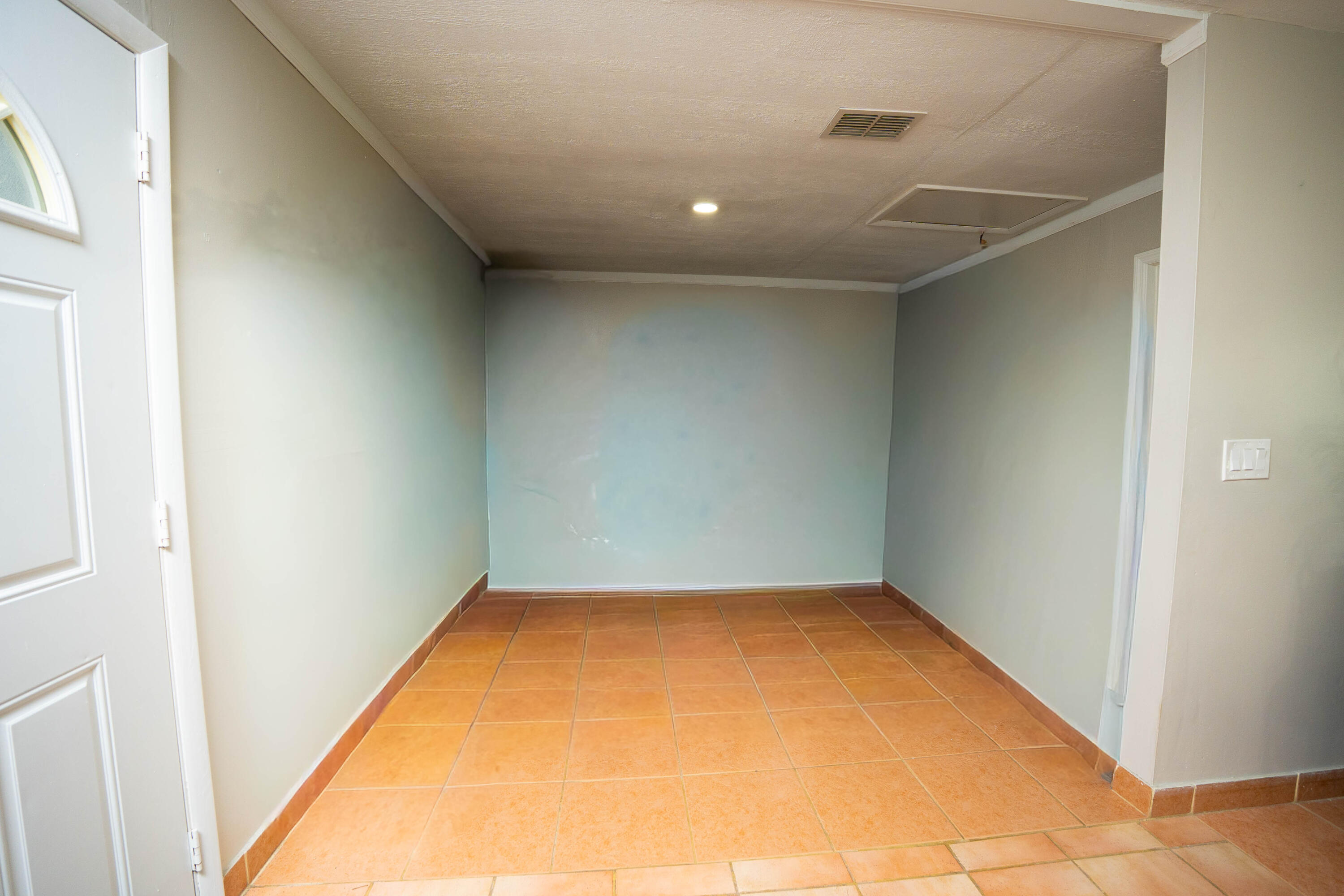 402 Southwest Ruffner Court Port St. Lucie, FL 34953 - Photo 7 of 22 DSC09961