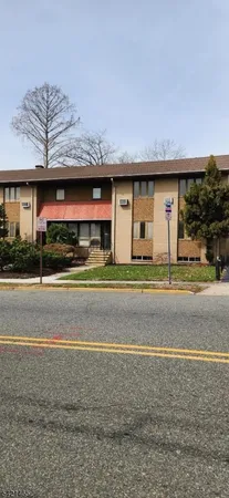 $1,800 | 387 Union Avenue, Unit 1, Belleville, NJ 07109