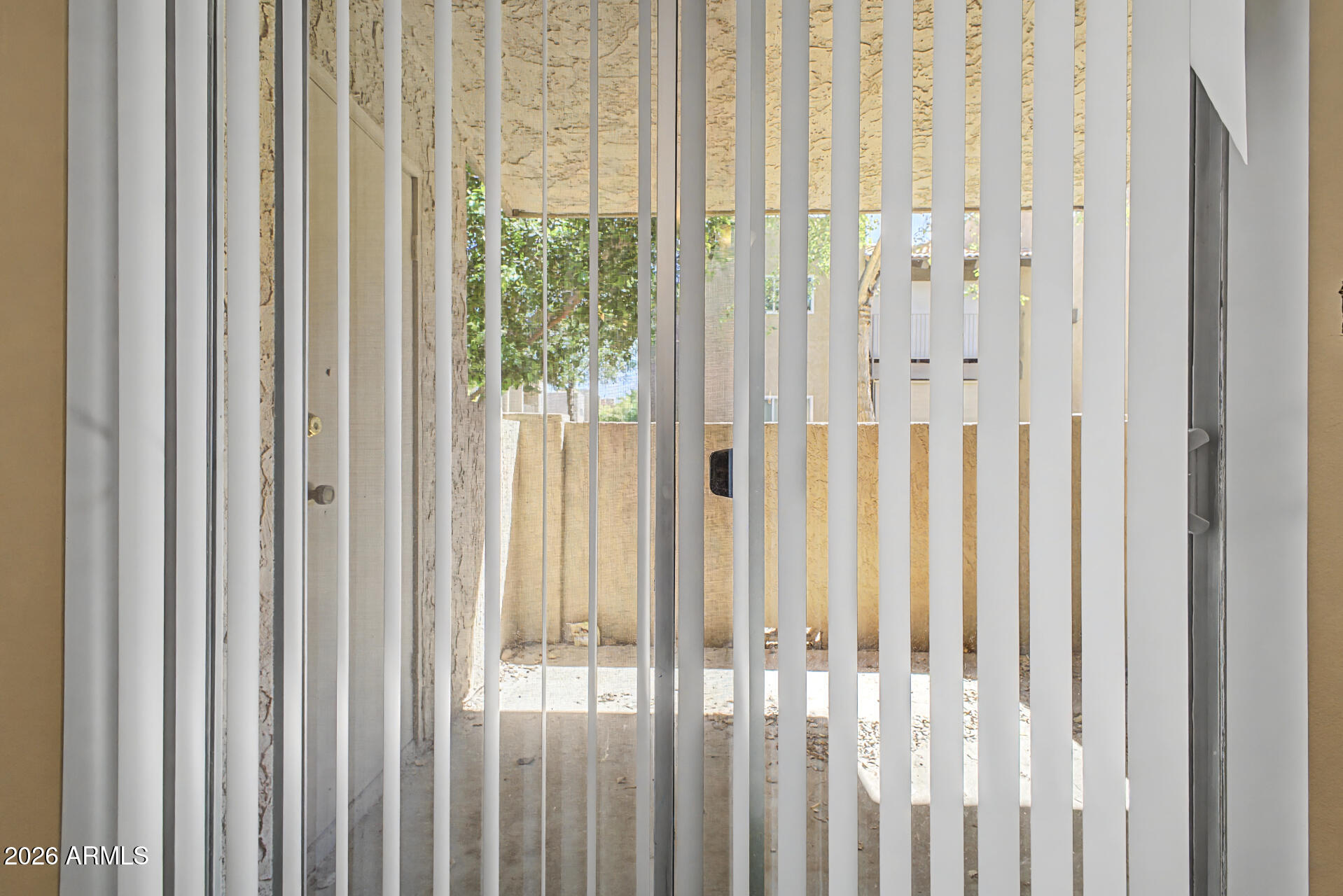 5525 East Thomas Road, Unit Q4 Phoenix, AZ 85018 - Photo 19 of 32 Patio