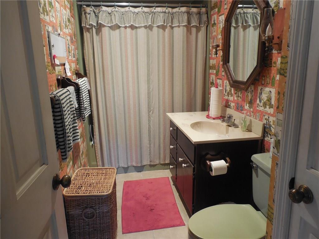 283 Martin Road Scottdale, PA 15683 - Photo 12 of 22