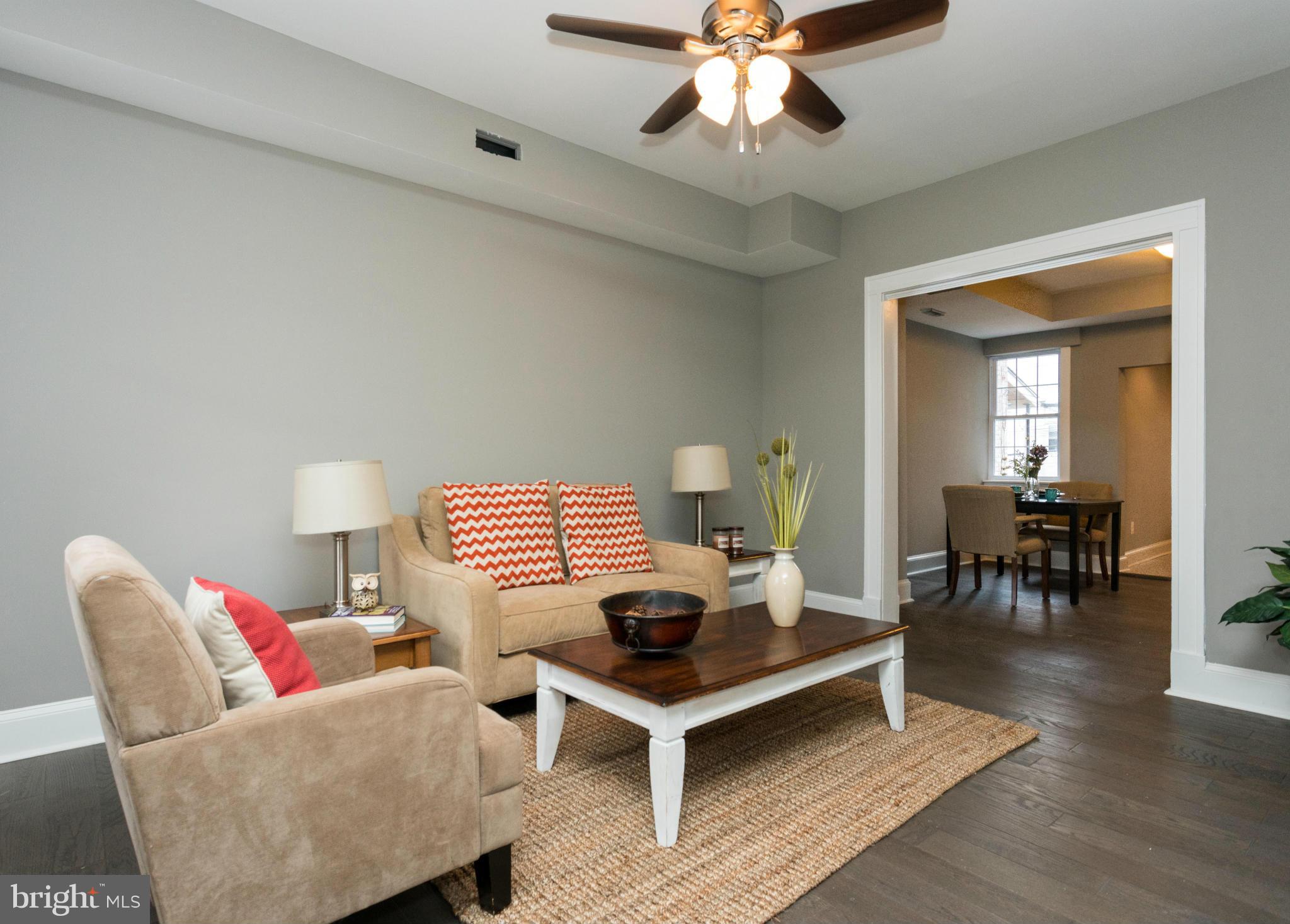 637 Rappolla Street Baltimore, MD 21224 - Photo 5 of 22 Living Room