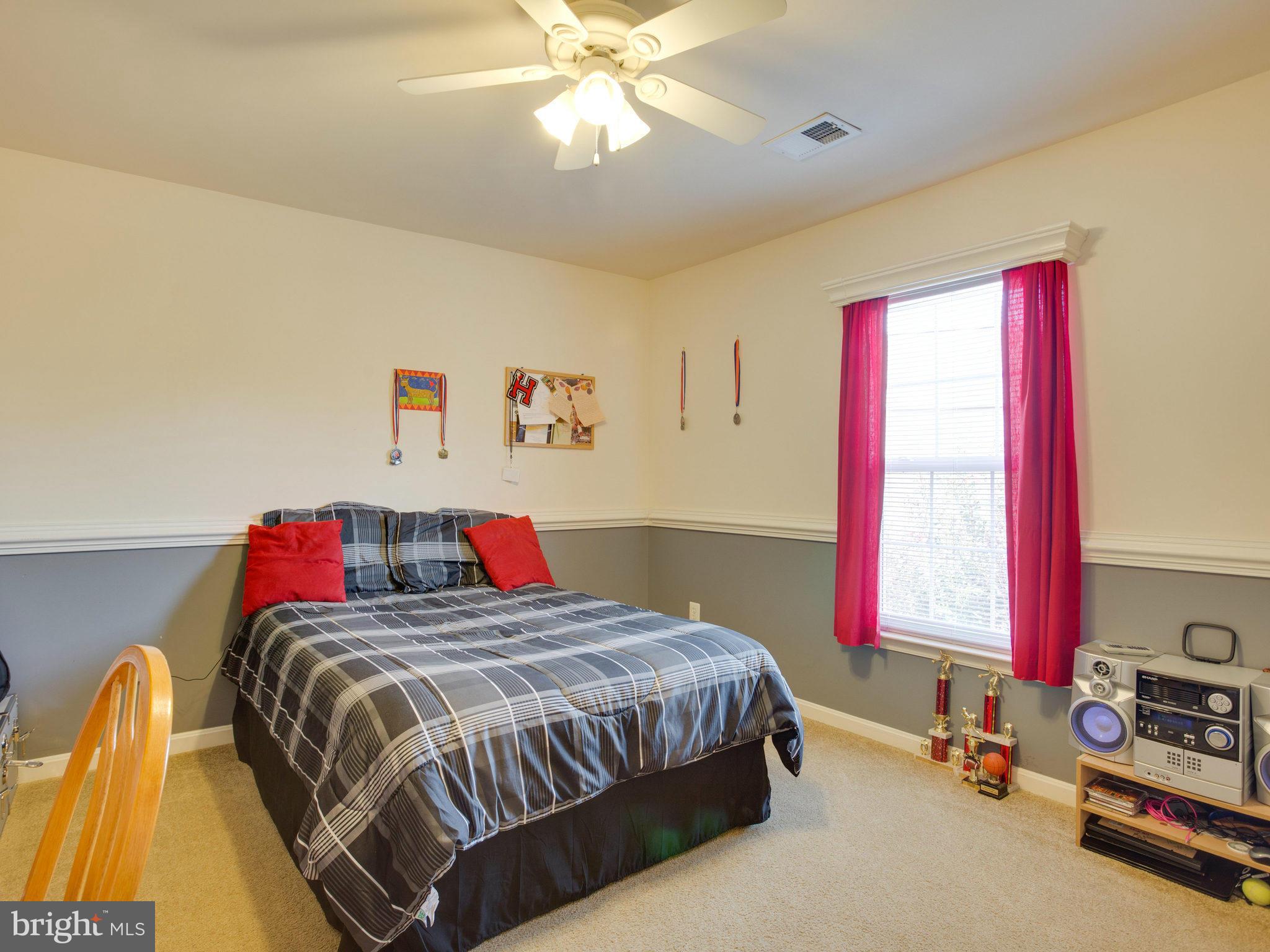 18291 Maple Spring Court Leesburg, VA 20176 - Photo 13 of 30 Bedroom