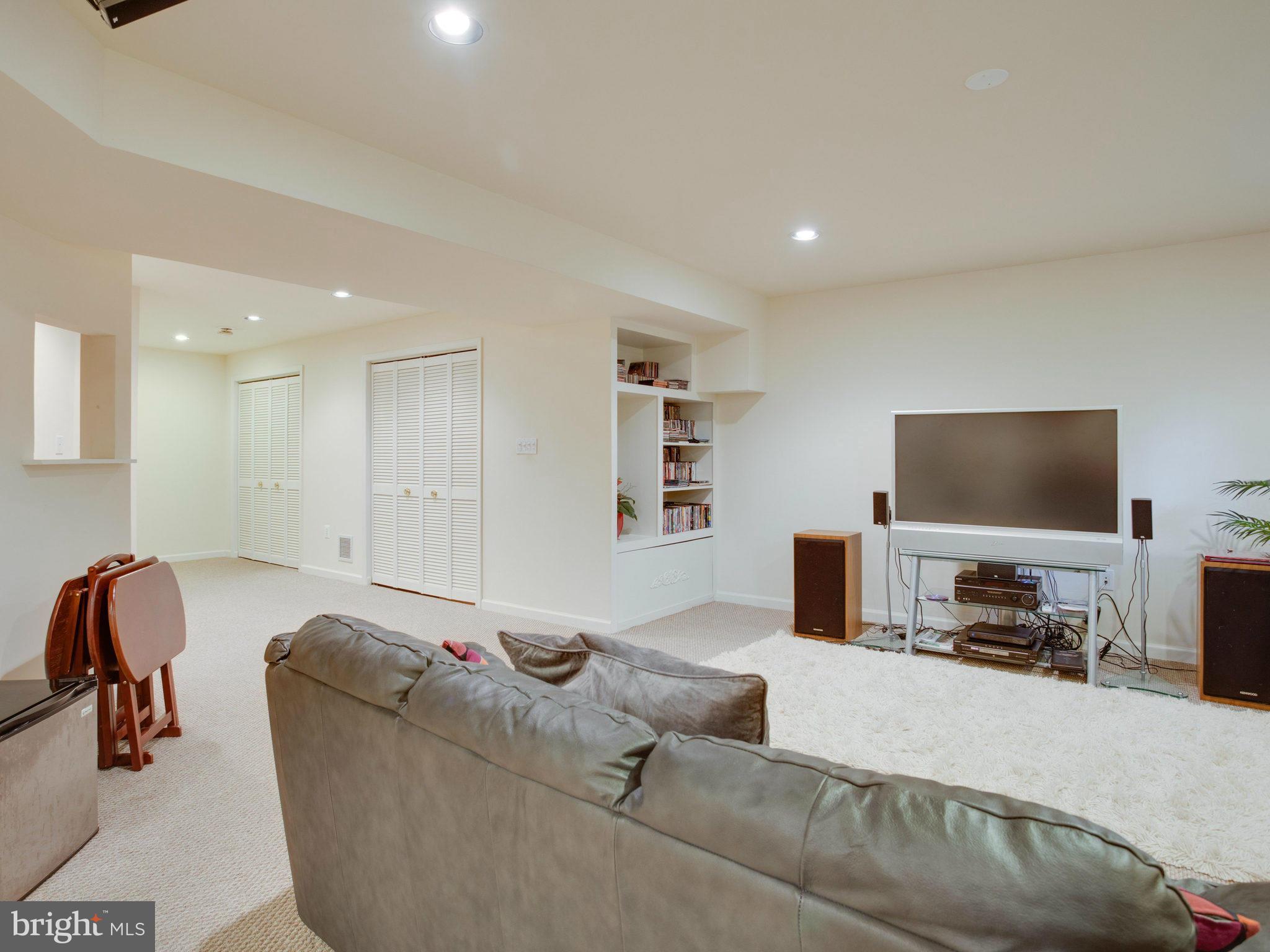 18291 Maple Spring Court Leesburg, VA 20176 - Photo 20 of 30 Basement