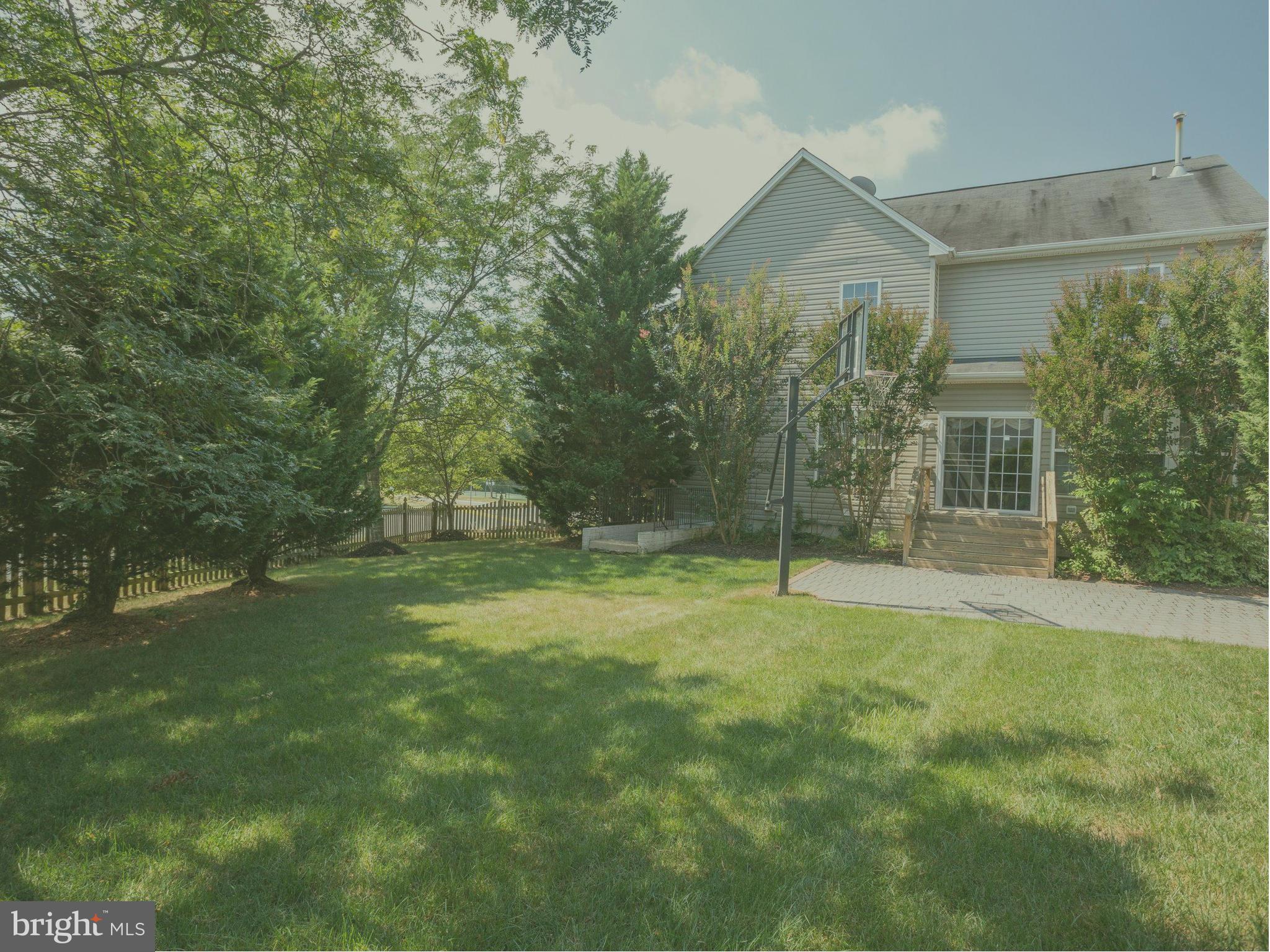 18291 Maple Spring Court Leesburg, VA 20176 - Photo 29 of 30 Exterior (Rear)
