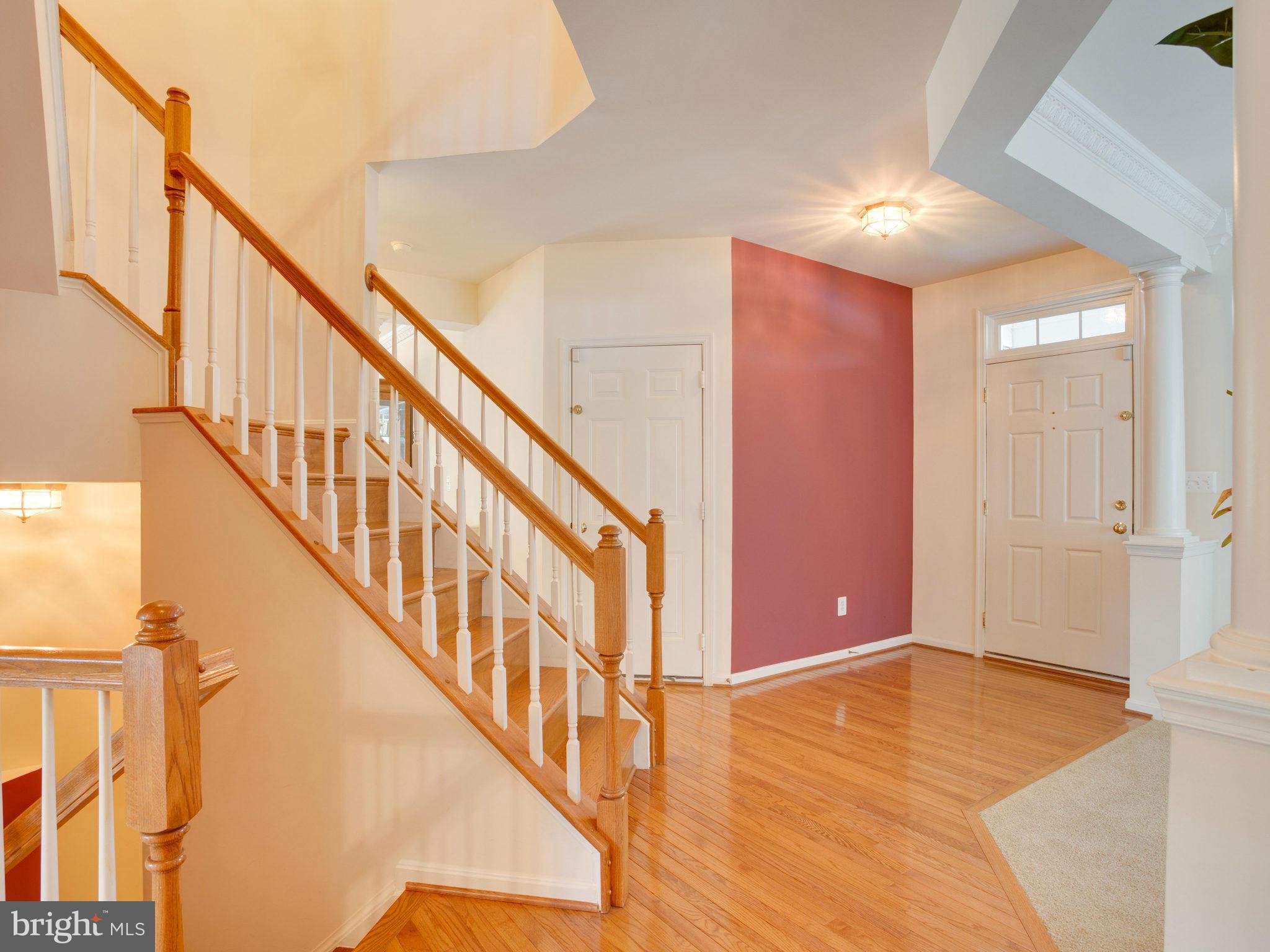 18291 Maple Spring Court Leesburg, VA 20176 - Photo 4 of 30 Interior (General)