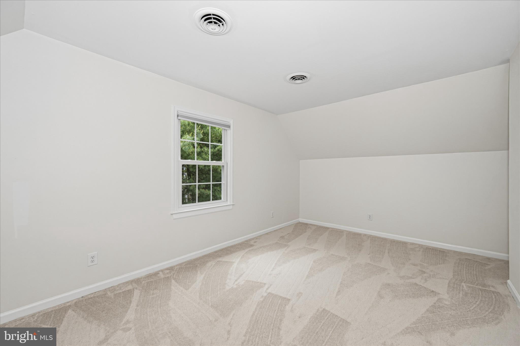 6596 East Lakeridge Road New Market, MD 21774 - Photo 46 of 131 Bedroom 2