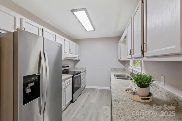 $398,500 | 28 Timber Lane, Asheville, NC 28806