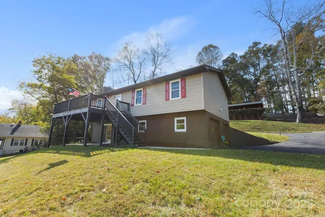$398,500 | 28 Timber Lane, Asheville, NC 28806