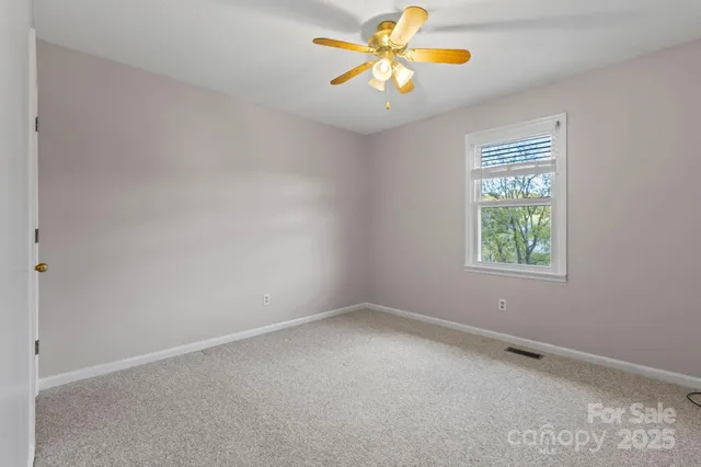 $398,500 | 28 Timber Lane, Asheville, NC 28806