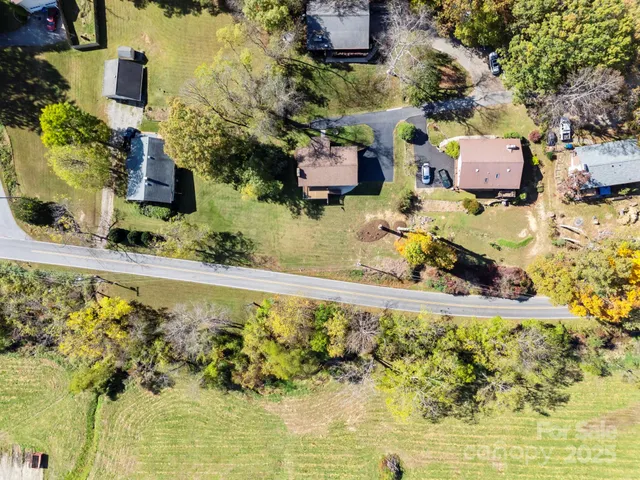 $398,500 | 28 Timber Lane, Asheville, NC 28806