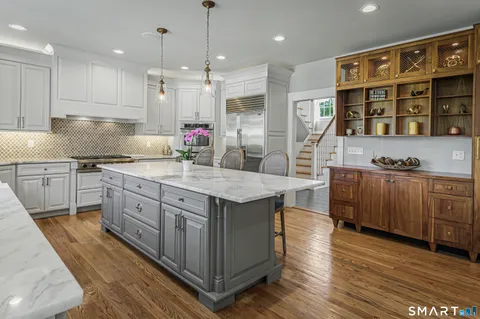 $2,795,000 | 54 Barry Avenue, Ridgefield, CT 06877