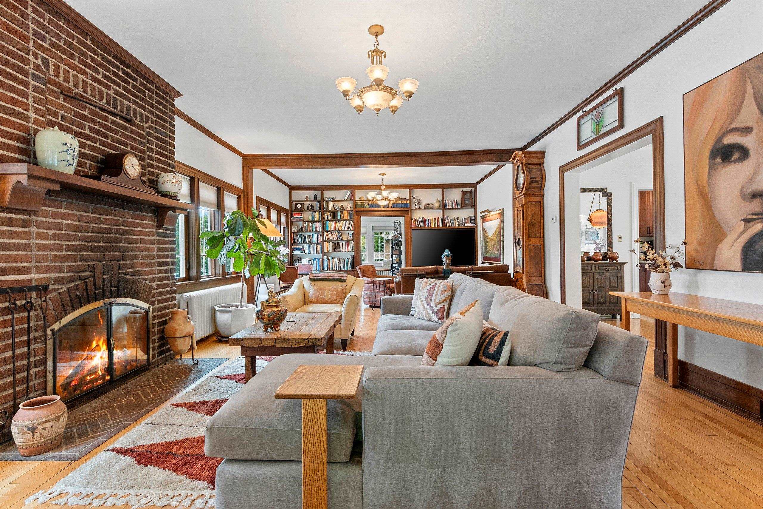505 Spring Street Green Bay, WI 54301 - Photo 5 of 71 Gallery Image 5