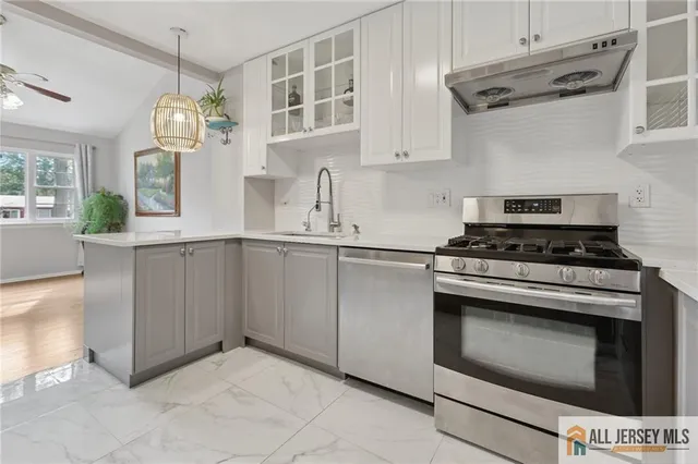 $738,000 | 21 Buena Vista Avenue, Piscataway, NJ 08854