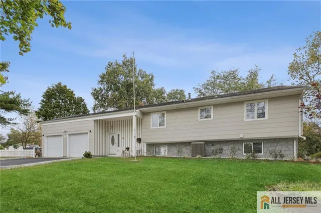 $738,000 | 21 Buena Vista Avenue, Piscataway, NJ 08854