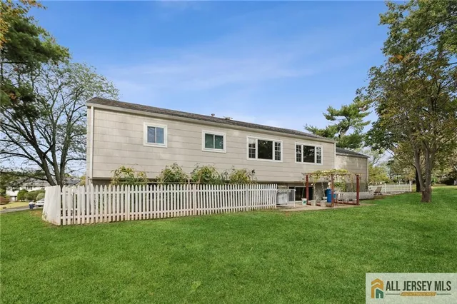 $738,000 | 21 Buena Vista Avenue, Piscataway, NJ 08854