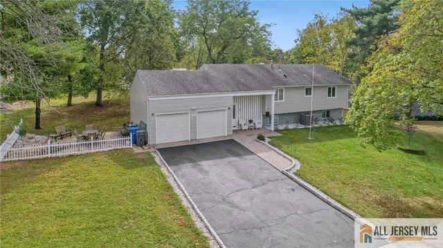 $738,000 | 21 Buena Vista Avenue, Piscataway, NJ 08854