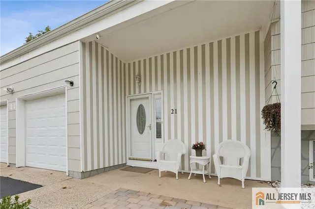 $738,000 | 21 Buena Vista Avenue, Piscataway, NJ 08854