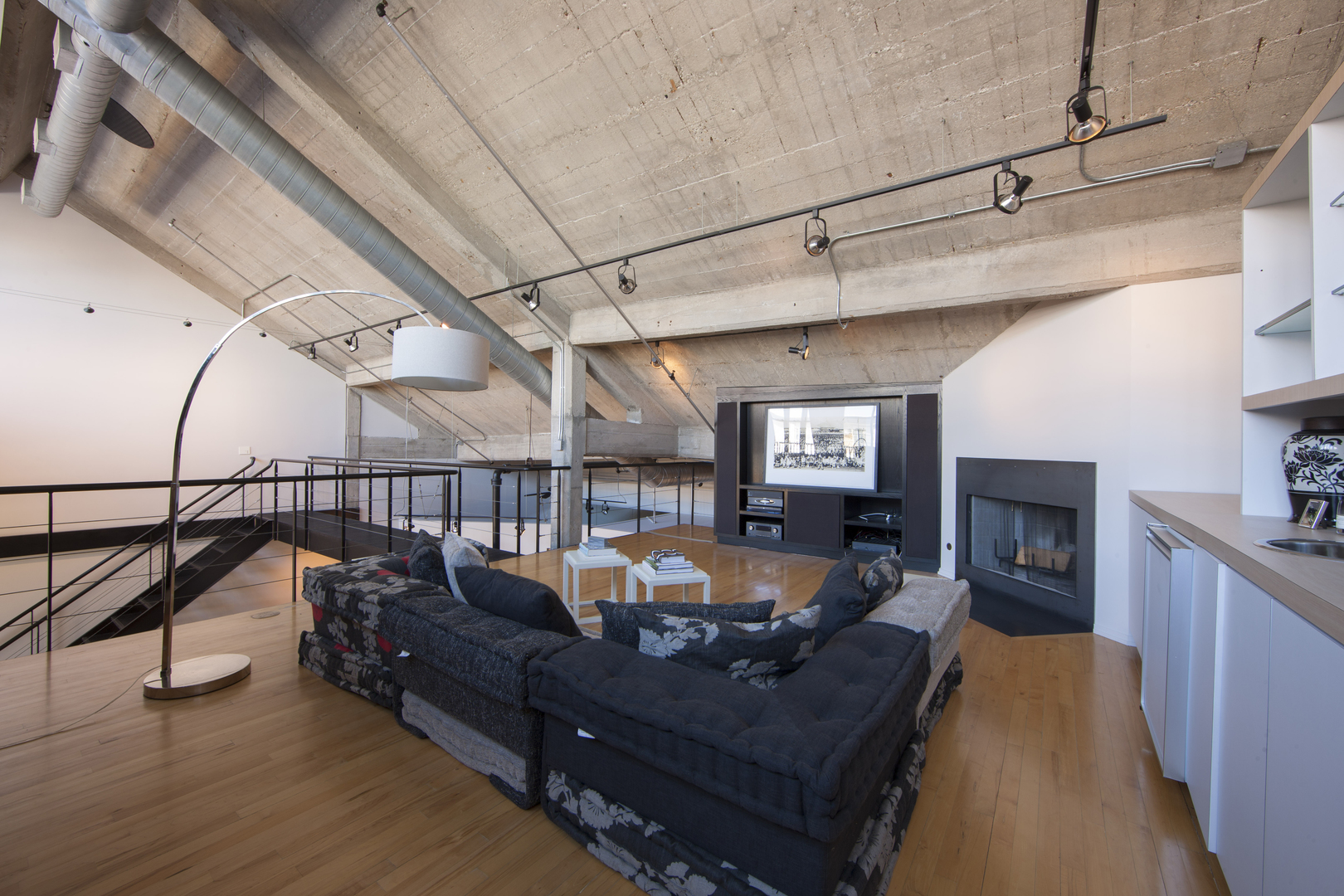 850 West Adams Street, Unit 7E Chicago, IL 60607 - Photo 10 of 12