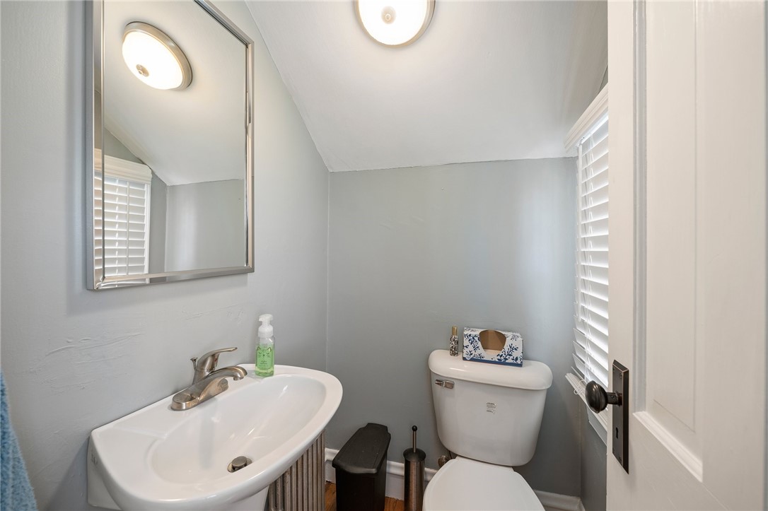 123 Calaman Road Cranston, RI 02910 - Photo 27 of 38