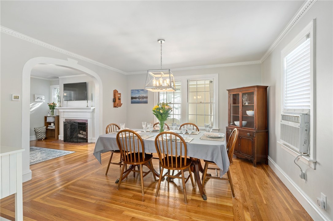 123 Calaman Road Cranston, RI 02910 - Photo 7 of 38