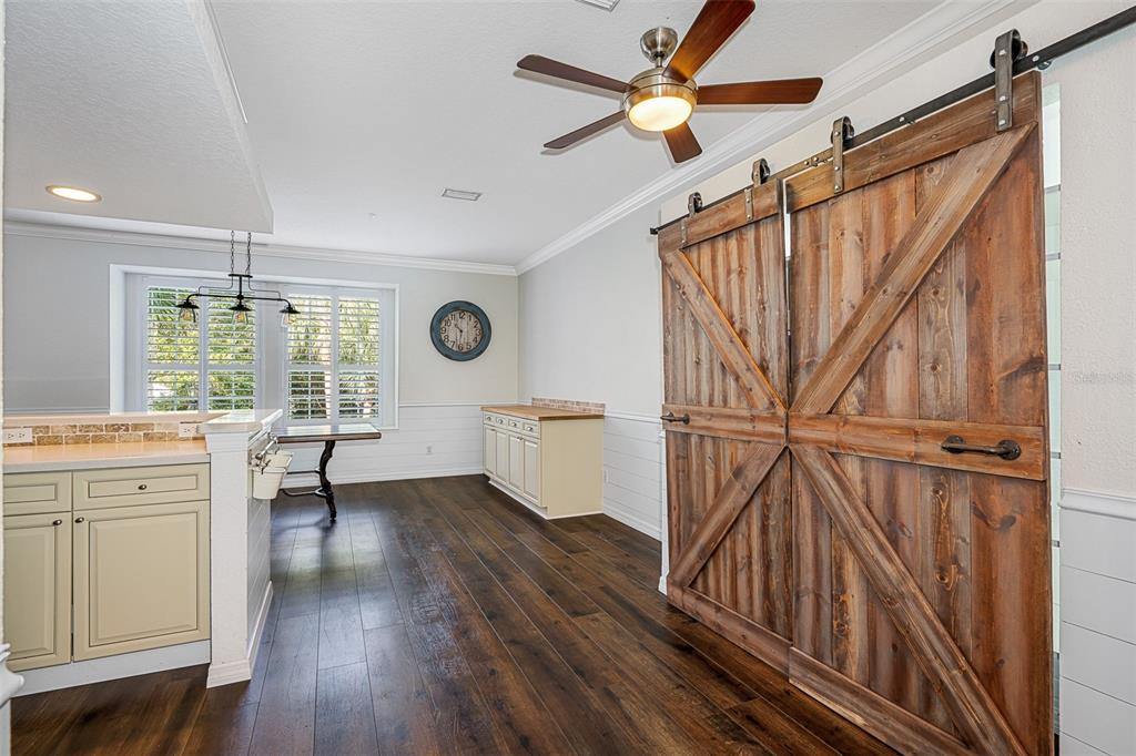 1381 Curlew Road Dunedin, FL 34698 - Photo 9 of 37