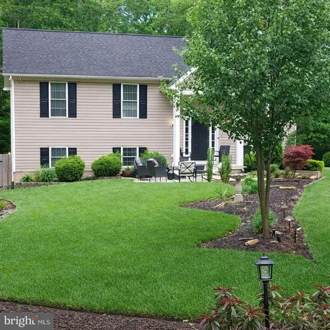 $389,900 | 402 Butternut Drive, Fredericksburg, VA 22408