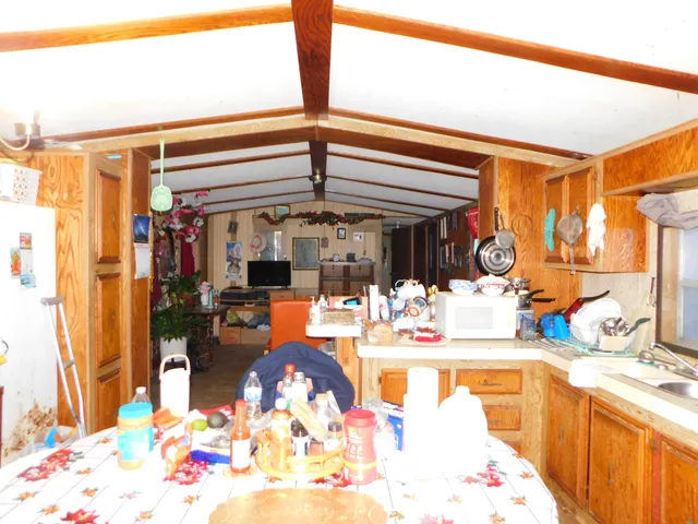 $89,900 | 80380 42nd Street, Decatur, MI 49045