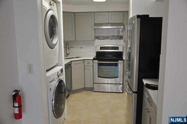 99 Teaneck Road, Unit 118 Ridgefield Park, NJ 07660 - Photo 3 of 26