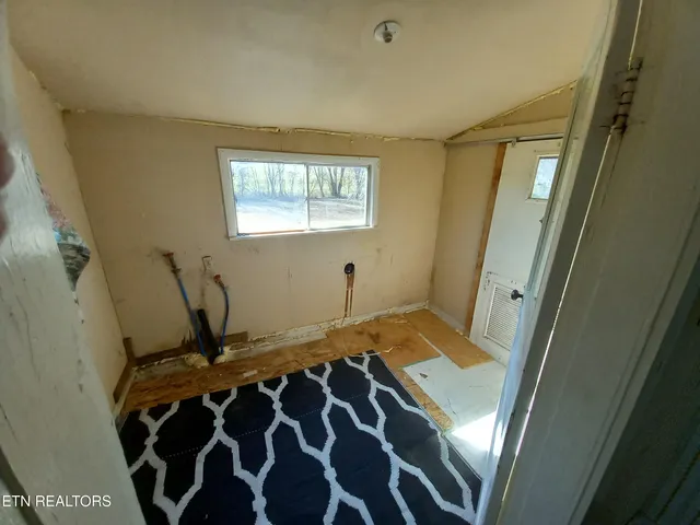 1616 Old Highway 68, Sweetwater, TN 37874