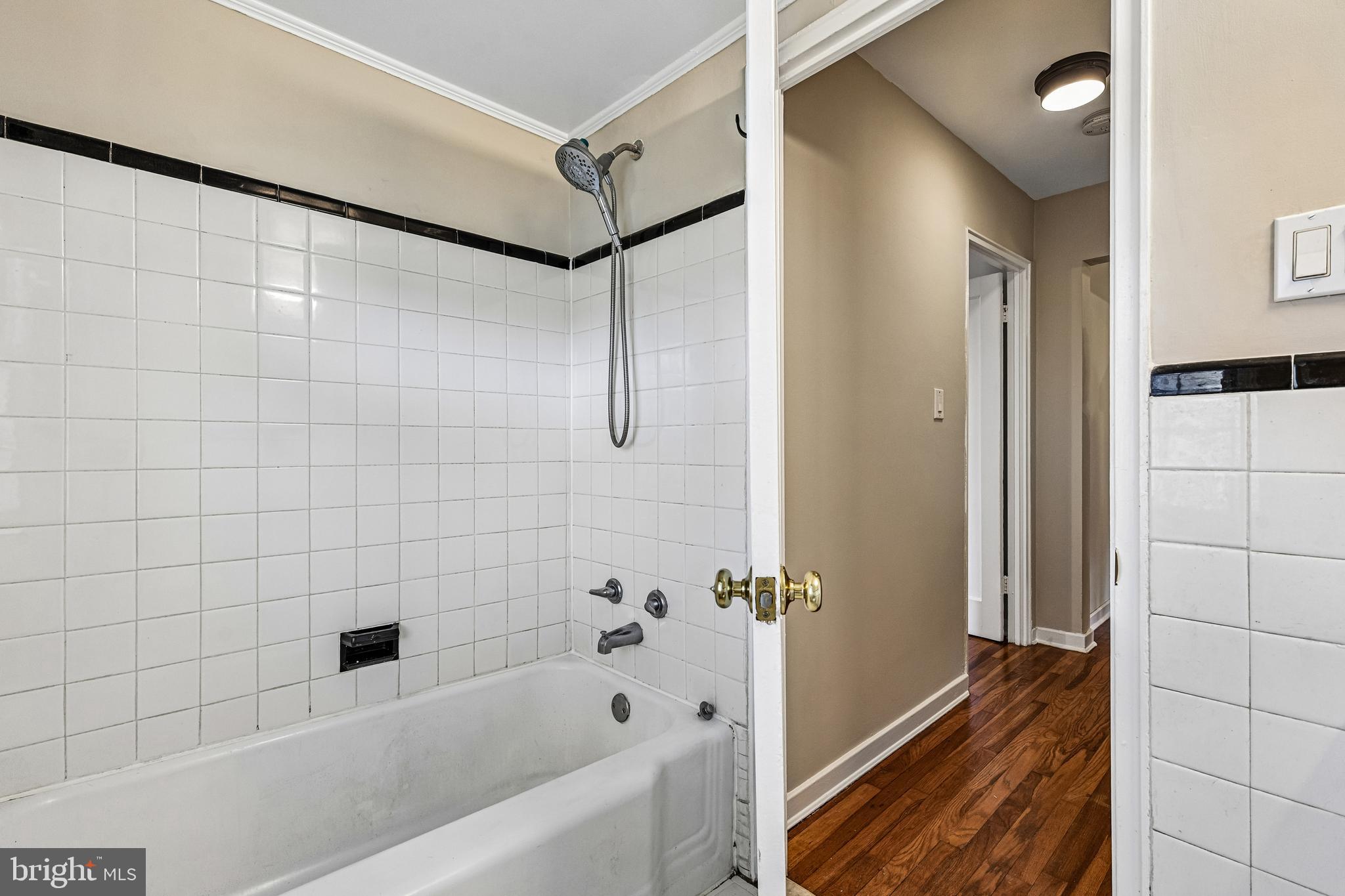 2223 Washington Avenue, Unit 103 Silver Spring, MD 20910 - Photo 17 of 20 Bathroom
