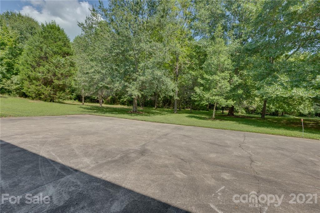 1042 White Jenkins Road Dallas, NC 28034 - Photo 40 of 40 Gallery Image 40