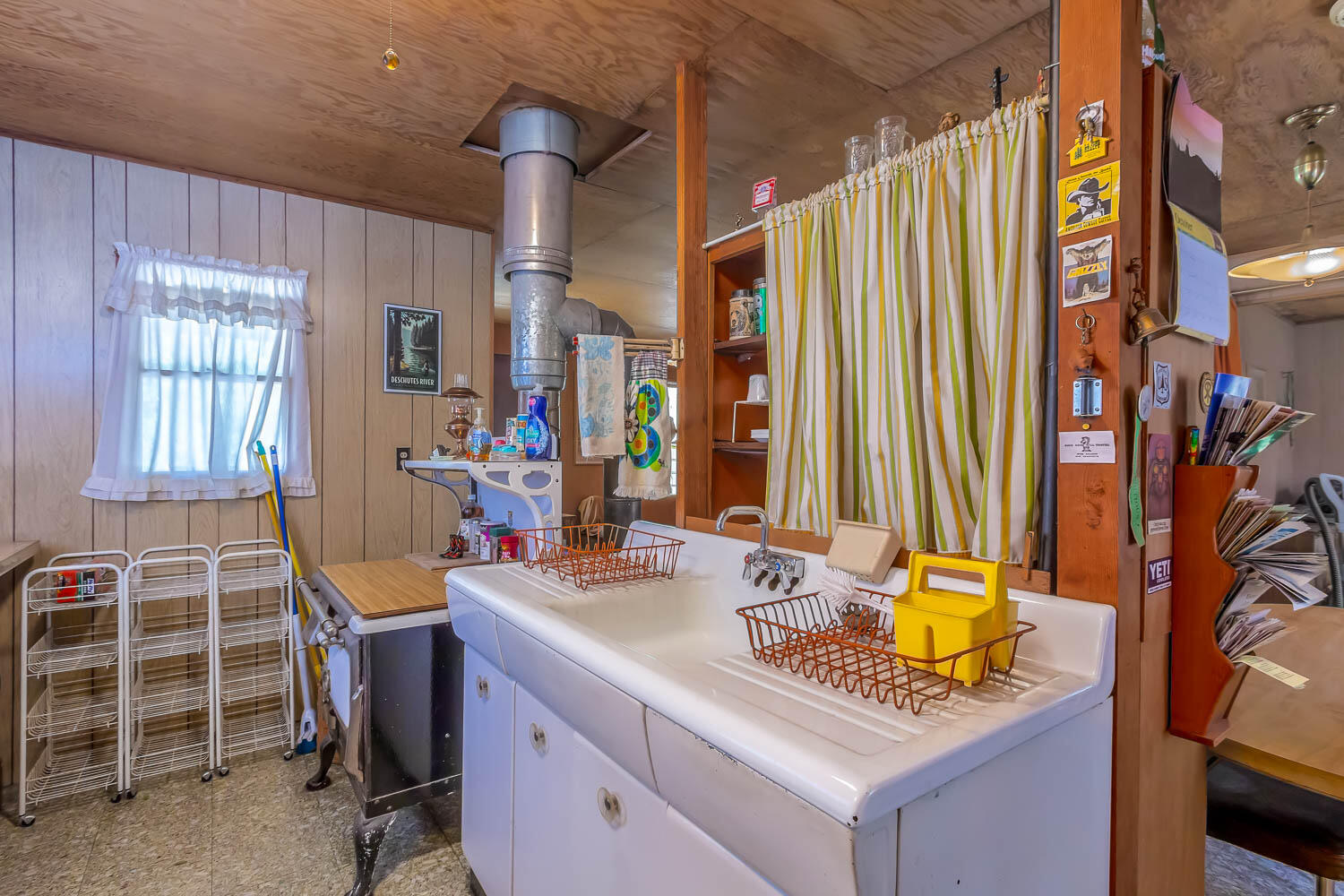16545 William Foss Road La Pine, OR 97739 - Photo 17 of 19 16545-William-Foss-Rd-9-30-2022-18