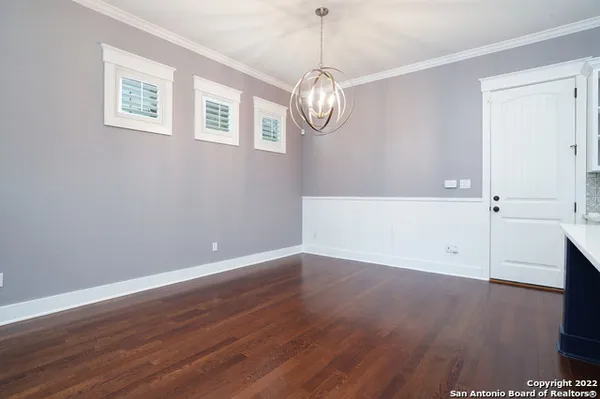 $2,500 | 404 East Courtland Place, San Antonio, TX 78212