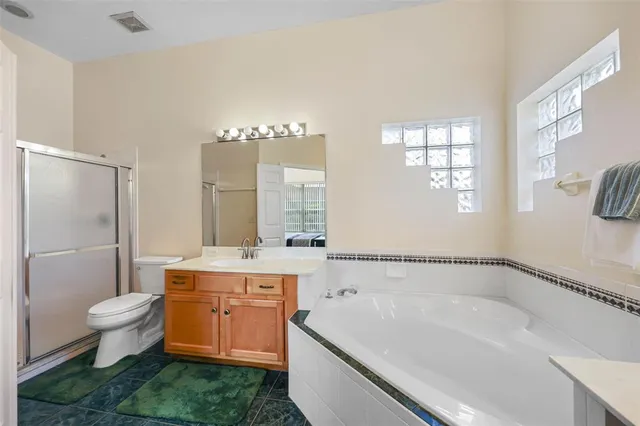 $540,000 | 4940 Thames Lane, Sarasota, FL 34238