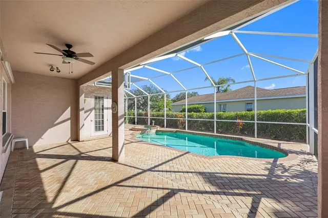 $540,000 | 4940 Thames Lane, Sarasota, FL 34238