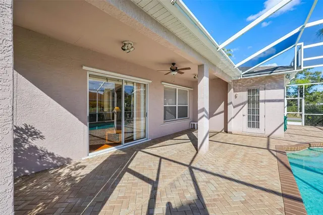 $540,000 | 4940 Thames Lane, Sarasota, FL 34238